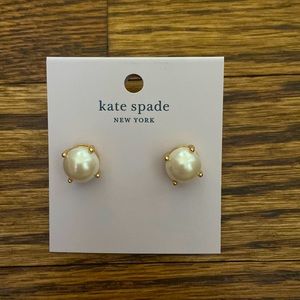 Kate Spade stud pearl earrings